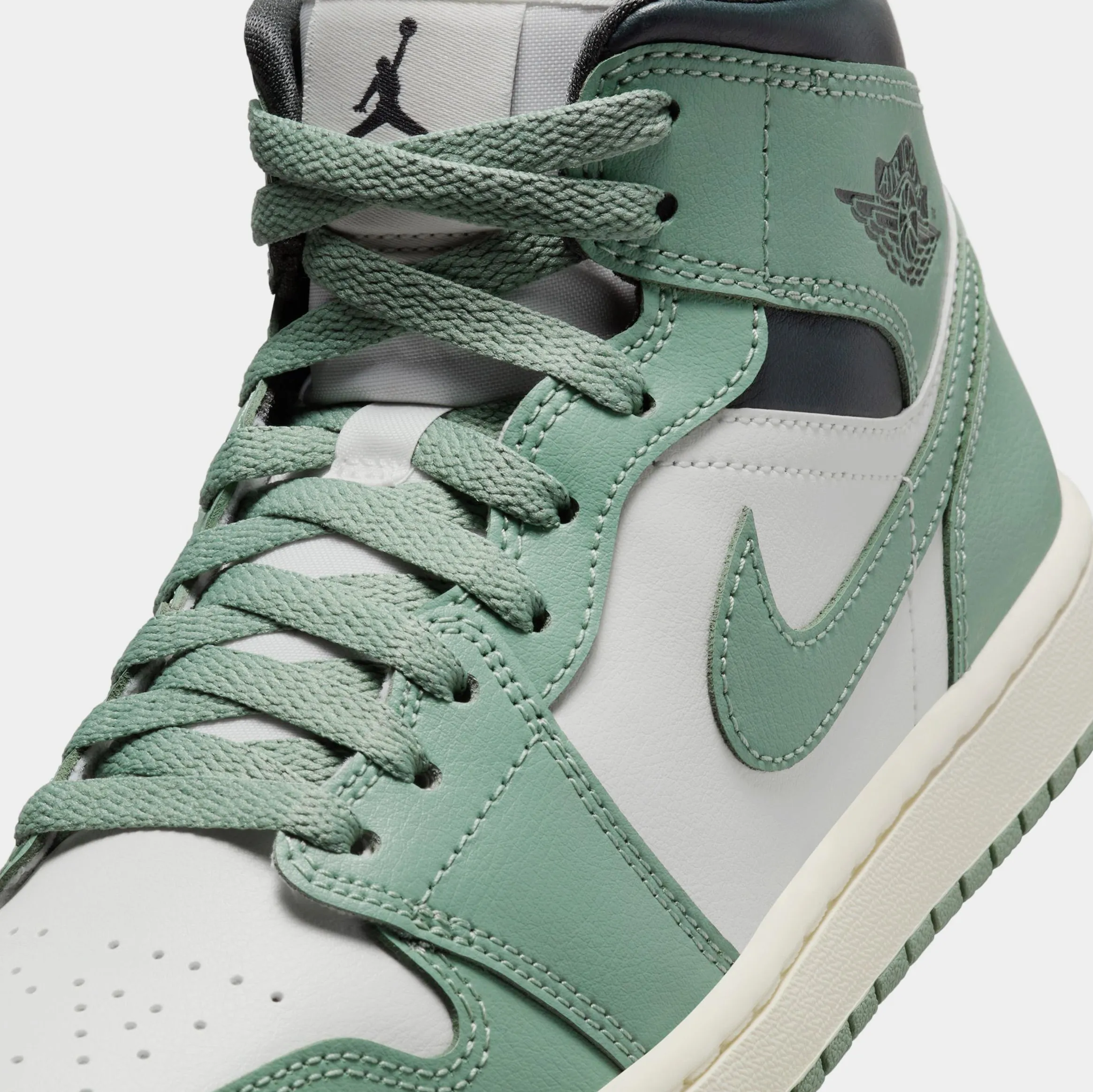 Air Jordan 1 Mid Womens Lifestyle Shoes (Sail/Anthracite/Jade Smoke)