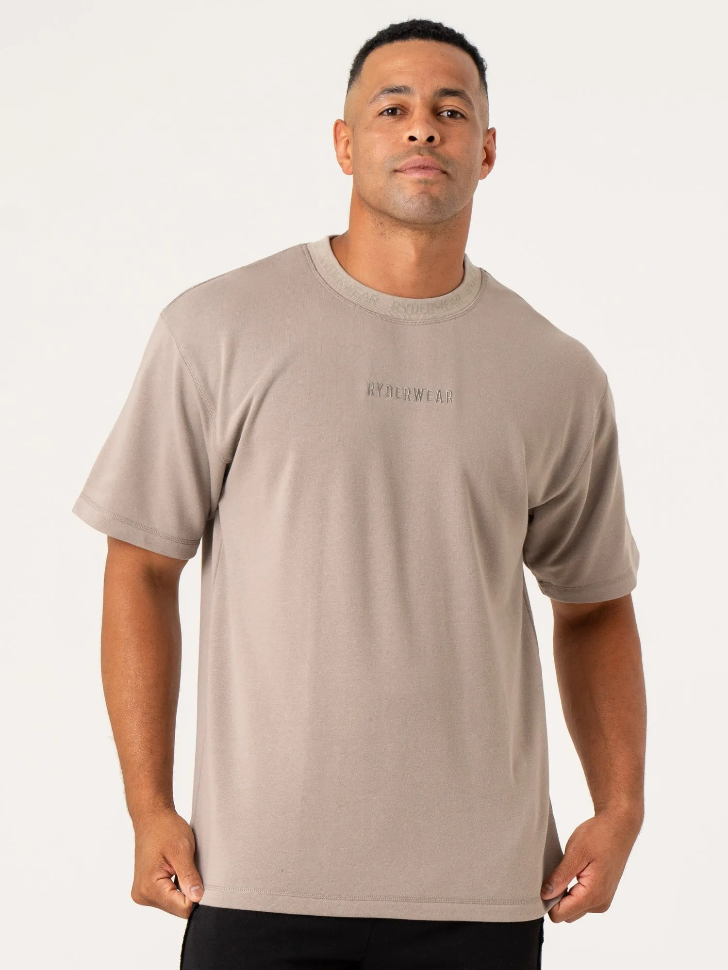 Pursuit Fleece T-Shirt - Taupe