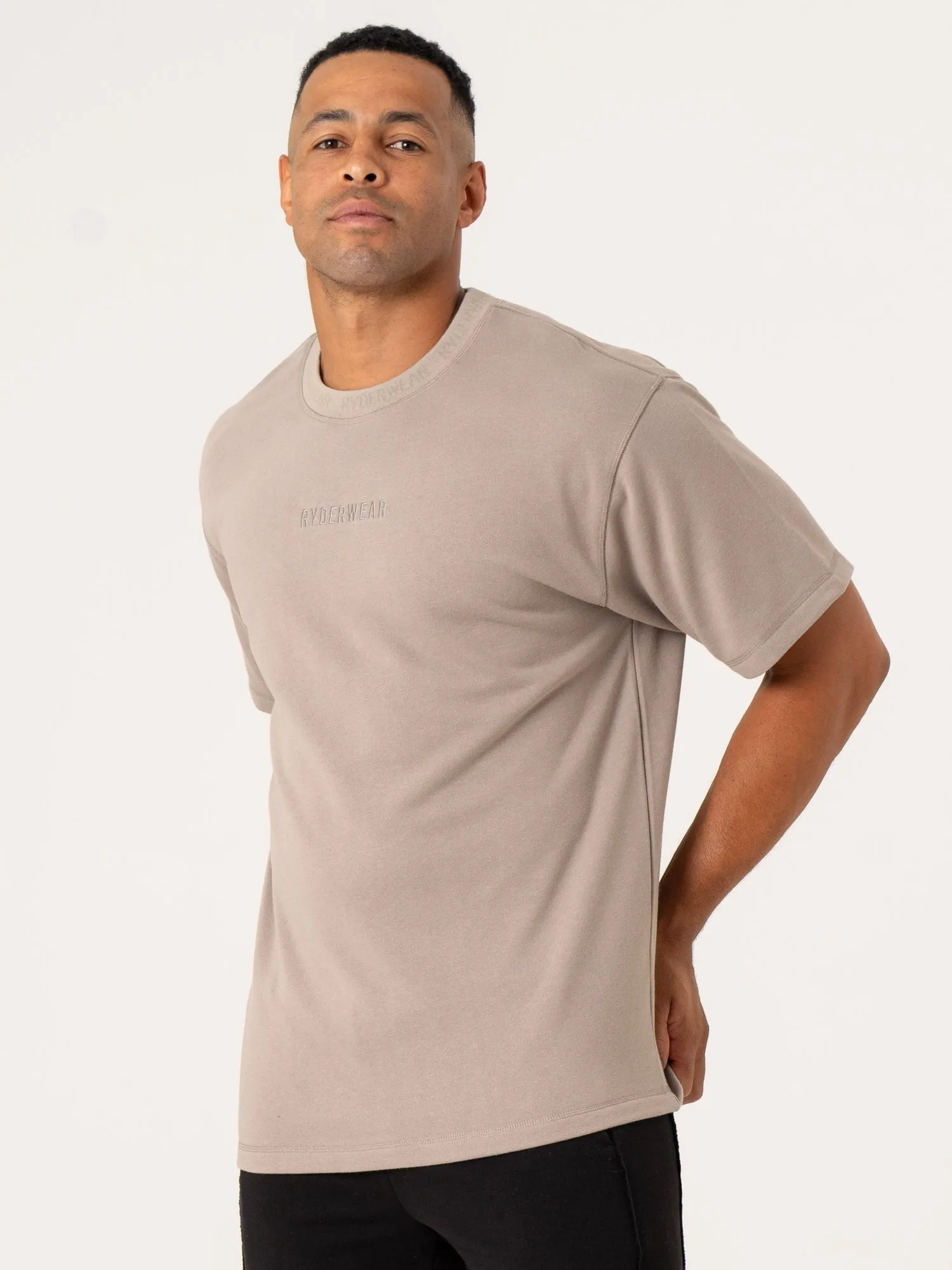 Pursuit Fleece T-Shirt - Taupe