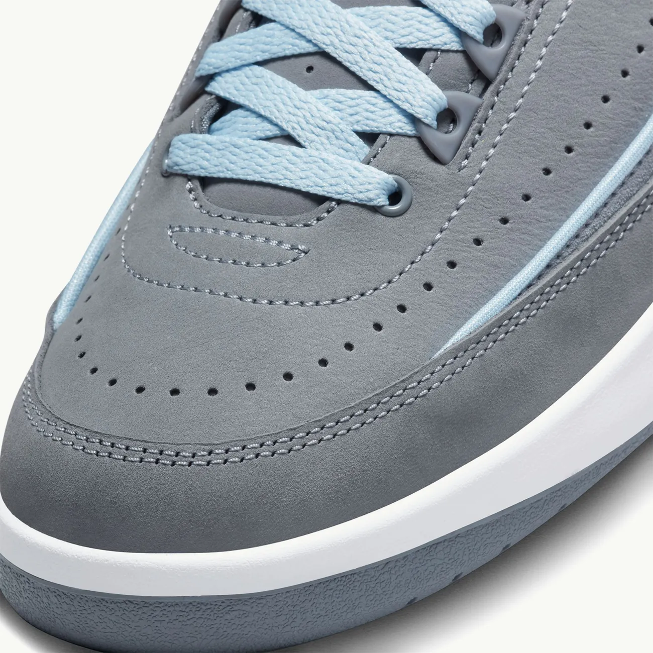 WOMENS AIR JORDAN 2 RETRO COOL GREY ICE BLUE WHITE