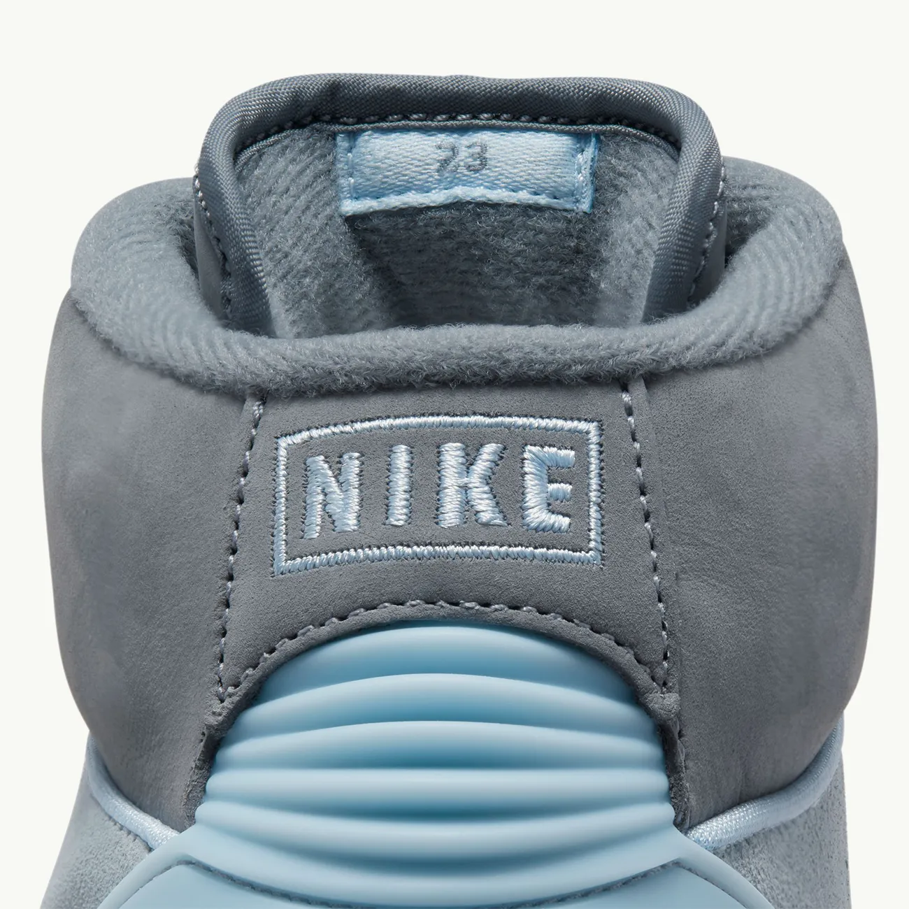 WOMENS AIR JORDAN 2 RETRO COOL GREY ICE BLUE WHITE